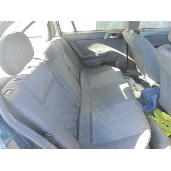 opel astra g berlina del año 2002