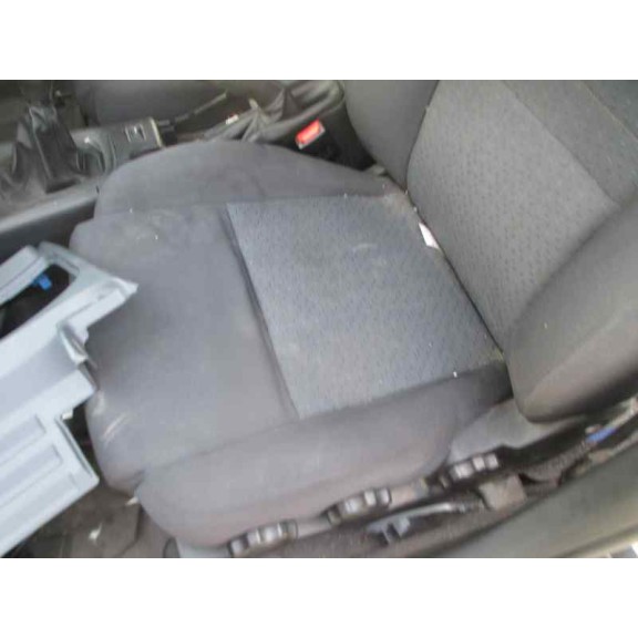 nissan primera berlina (p12) del año 2003