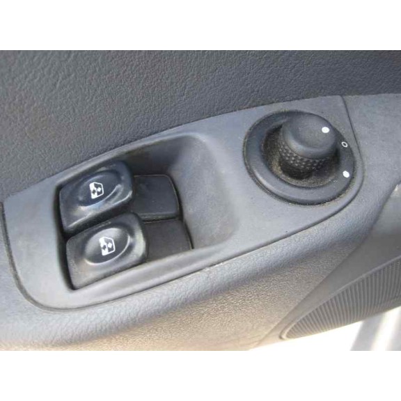 renault megane i fase 2 berlina (ba0) del año 2001