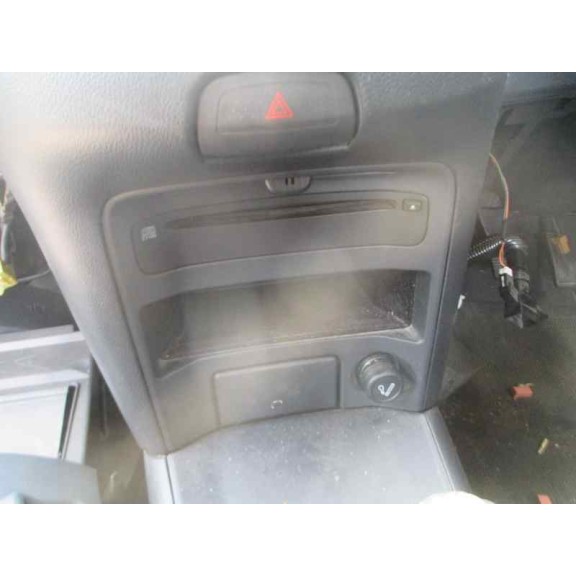 nissan primera berlina (p12) del año 2003