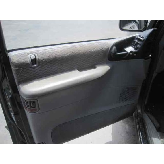 chrysler voyager (gs) del año 2000