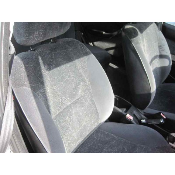 citroën xsara berlina del año 2000