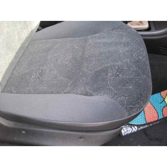 citroën xsara berlina del año 2000