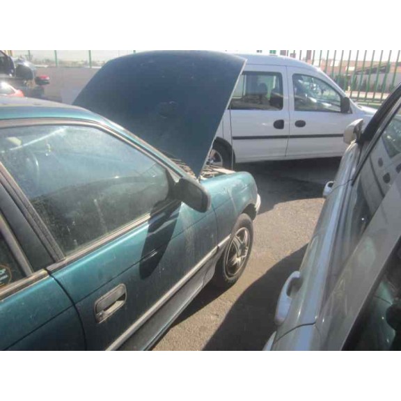 opel astra f berlina del año 1997