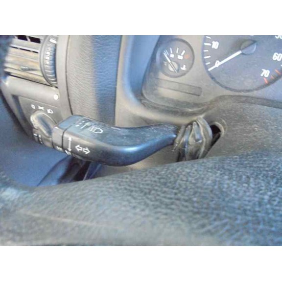 opel astra g berlina del año 2002