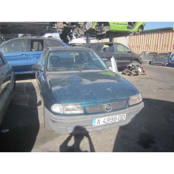 opel astra f berlina del año 1997