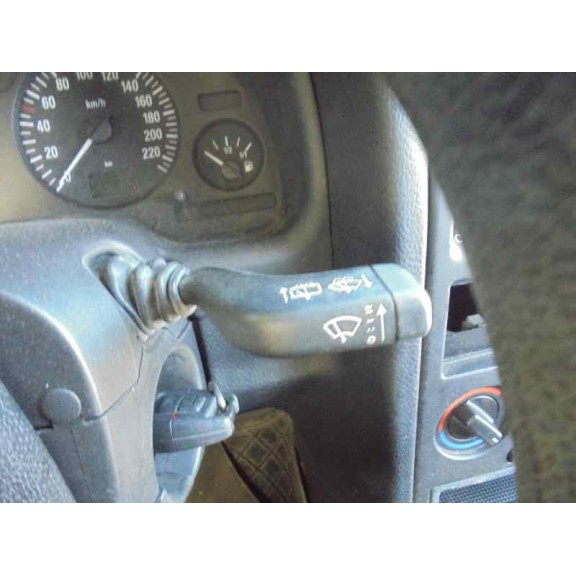 opel astra g berlina del año 2002