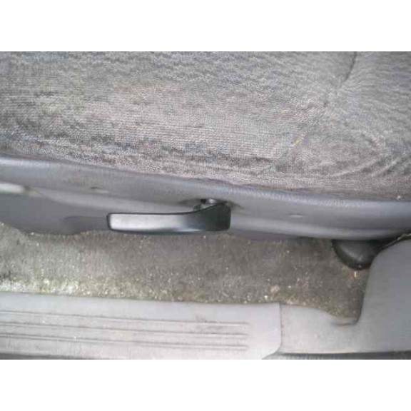 chrysler voyager (gs) del año 2000