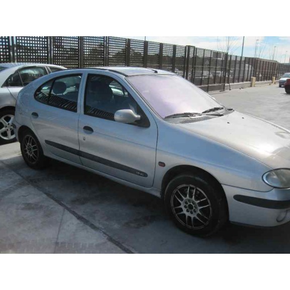 renault megane i fase 2 berlina (ba0) del año 2001