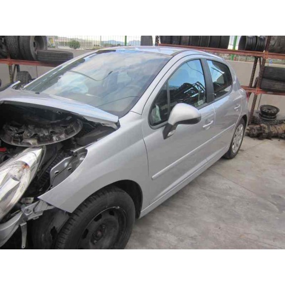 peugeot 207 del año 2009