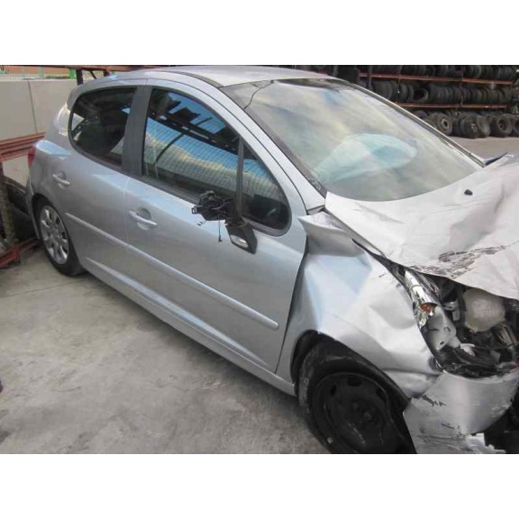 peugeot 207 del año 2009