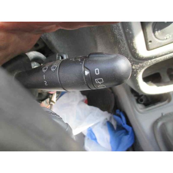 renault clio ii fase i (b/cbo) del año 2000