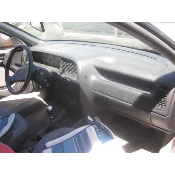 citroën xantia berlina del año 1993