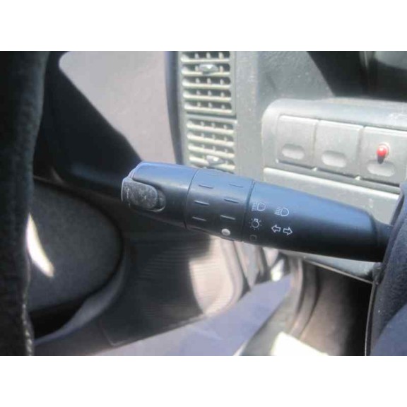 citroën xantia berlina del año 1993