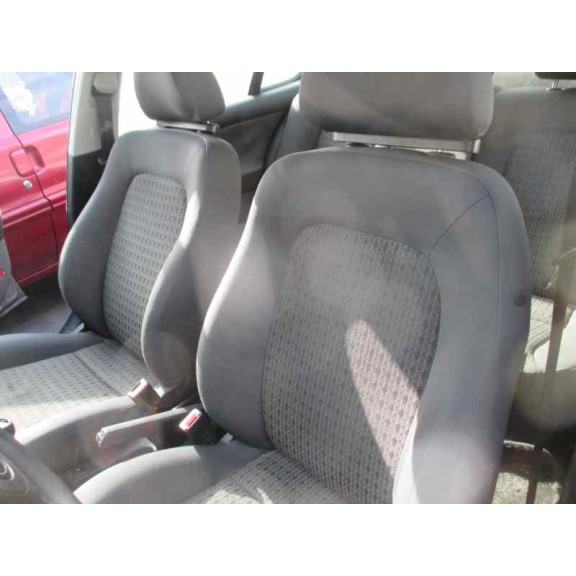 seat toledo (1m2) del año 2002