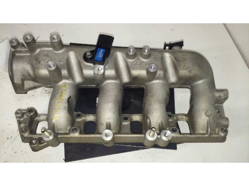 Recambio de colector admision para opel vectra c berlina 1.9 cdti referencia OEM IAM 55192747  