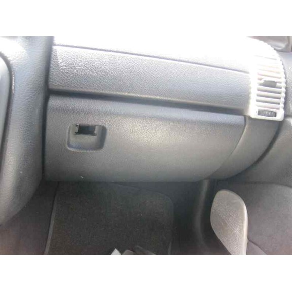 opel omega b del año 1996