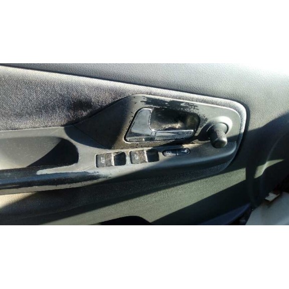 seat cordoba berlina (6k2) del año 2000