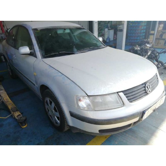 volkswagen passat berlina (3b2) del año 1999