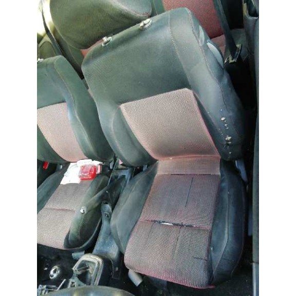 volkswagen golf iv berlina (1j1) del año 2001