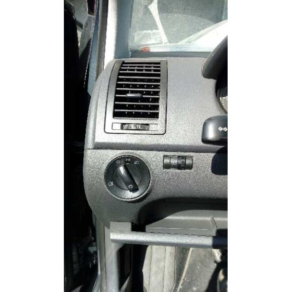 volkswagen polo (9n3) del año 2008