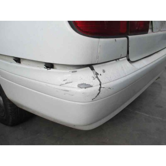 nissan primera berlina (p11) del año 1999