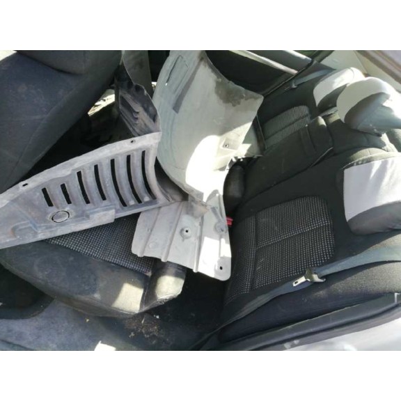 peugeot 407 del año 2005