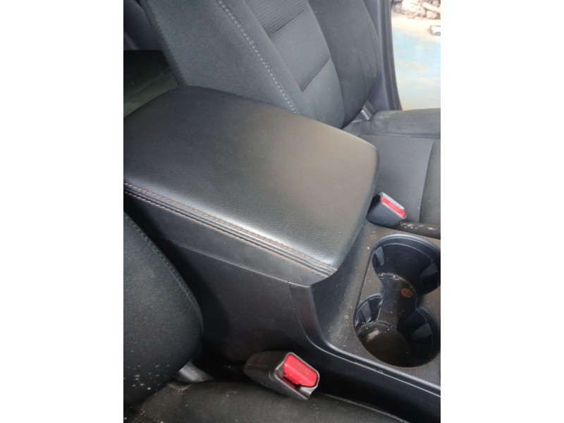 Recambio de apoyabrazos central para mazda cx-5 (kf) 2.0 referencia OEM IAM   