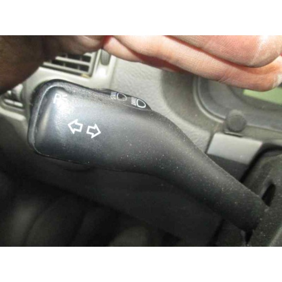 volkswagen golf iv berlina (1j1) del año 1999