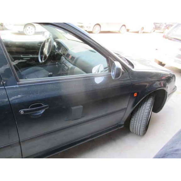 skoda octavia berlina (1u2) del año 2000