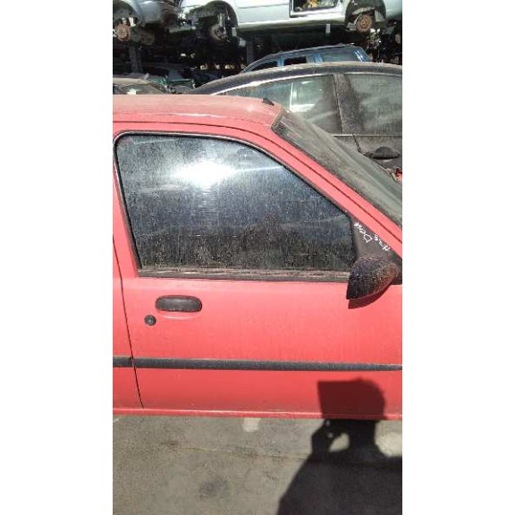 ford fiesta berlina del año 1998