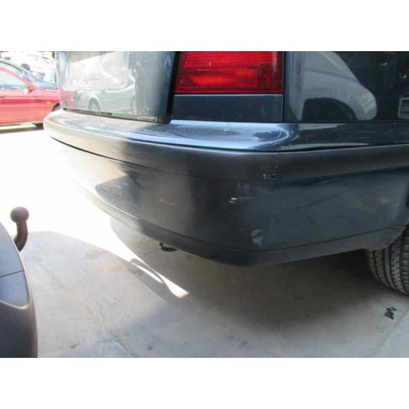 skoda octavia berlina (1u2) del año 2000