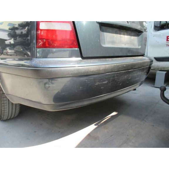 skoda octavia berlina (1u2) del año 2000