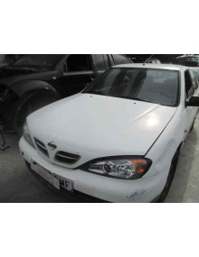 nissan primera berlina (p11) del año 2001