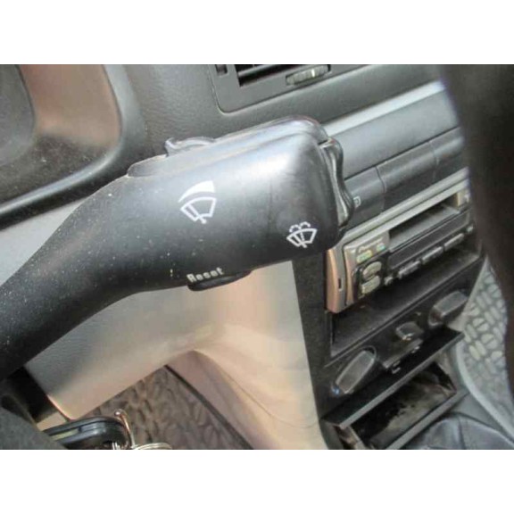 skoda octavia berlina (1u2) del año 2000