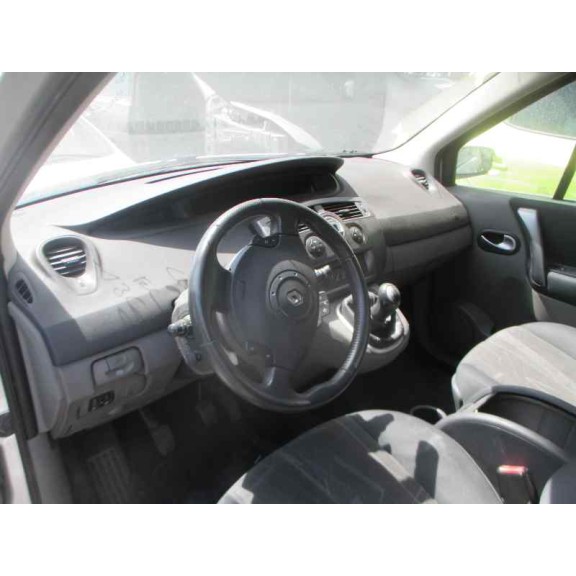 renault scenic ii del año 2005