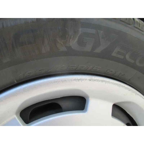 skoda octavia berlina (1u2) del año 2000