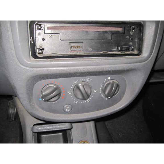 renault clio ii fase i (b/cbo) del año 1998