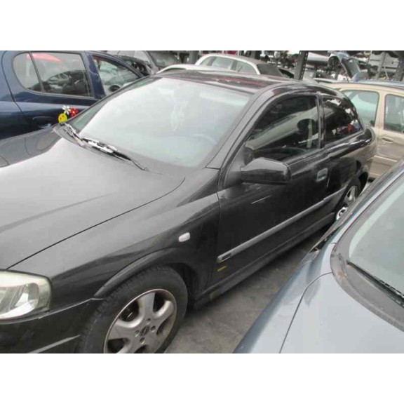 opel astra g berlina del año 2001
