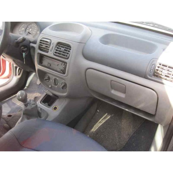renault clio ii fase i (b/cbo) del año 1998