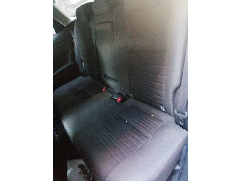 Recambio de asientos traseros para toyota auris touring sports (e18) hybrid business referencia OEM IAM   