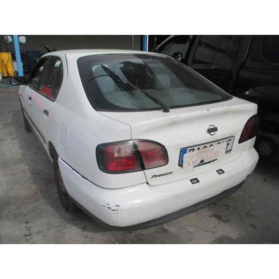 nissan primera berlina (p11) del año 2001