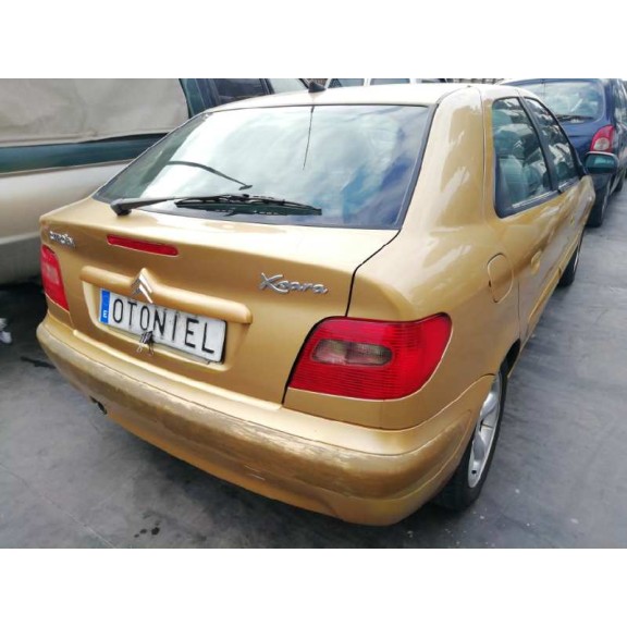 citroën xsara berlina del año 2001
