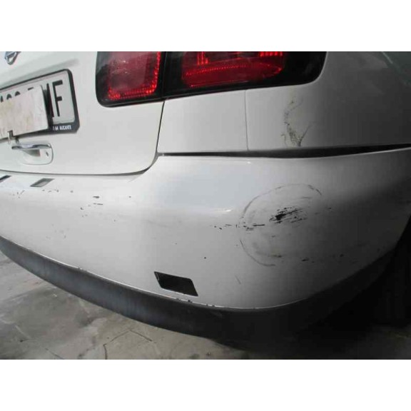 nissan primera berlina (p11) del año 2001