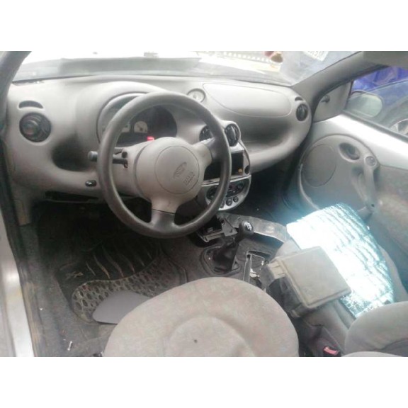 ford ka (ccq) del año 2000