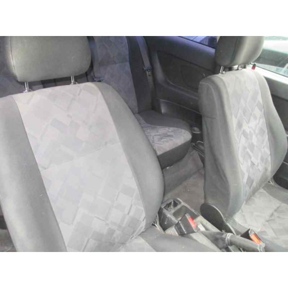 opel astra g berlina del año 2001