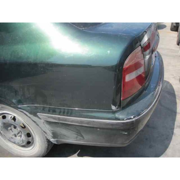 skoda octavia berlina (1u2) del año 2000