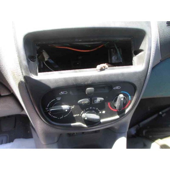 peugeot 206 berlina del año 2000