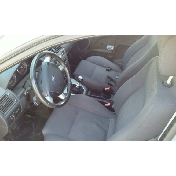 ford mondeo berlina (ge) del año 2001