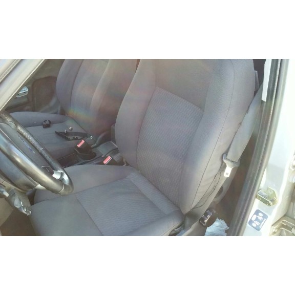 ford mondeo berlina (ge) del año 2001